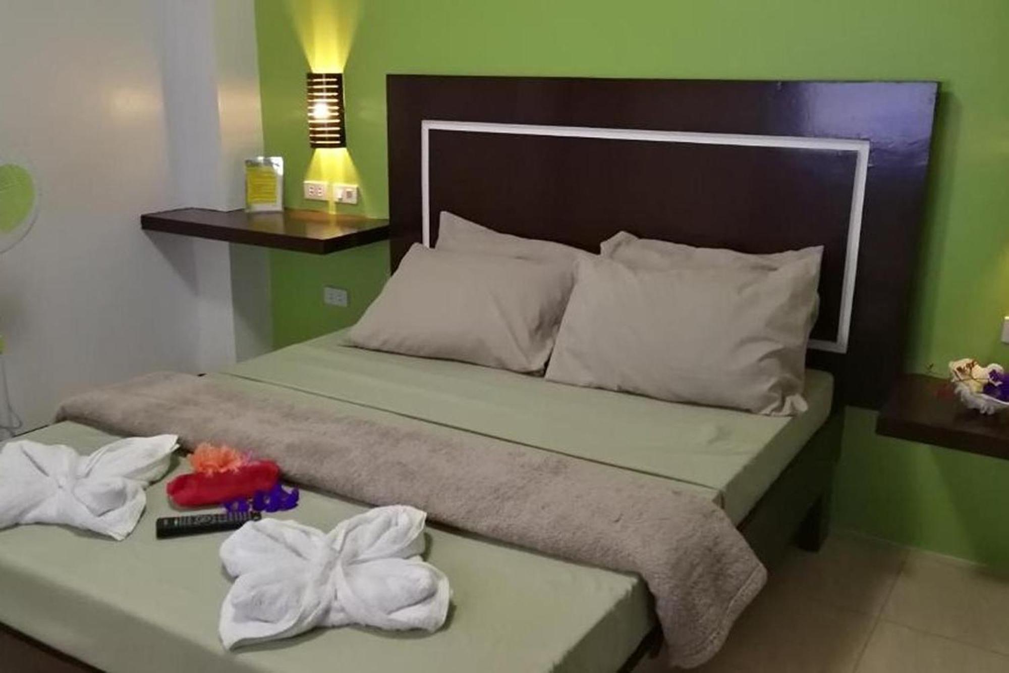 Bellevue Resort Puerto Galera Ngoại thất bức ảnh