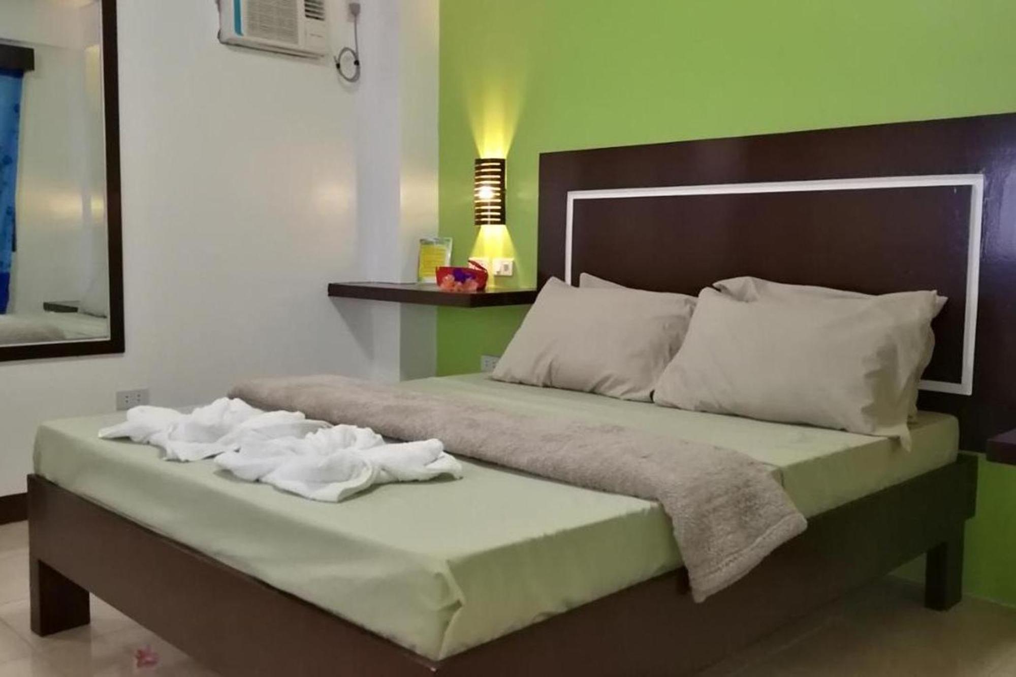 Bellevue Resort Puerto Galera Ngoại thất bức ảnh
